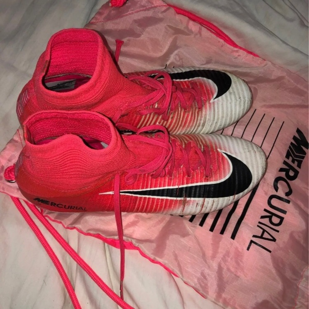 Nike mercurial superfly